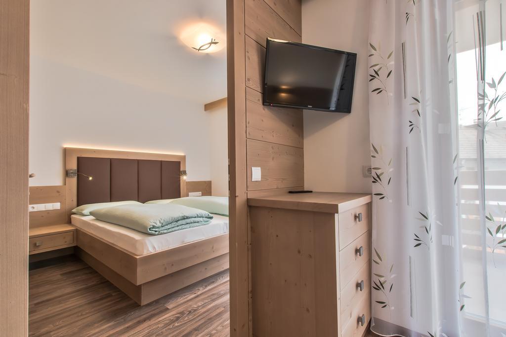 Apartments Ciasa Costa Бадія Екстер'єр фото